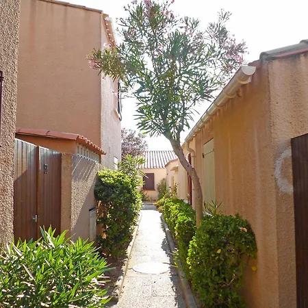 Les Leucatines 3 By Interhome Tatil Evi *